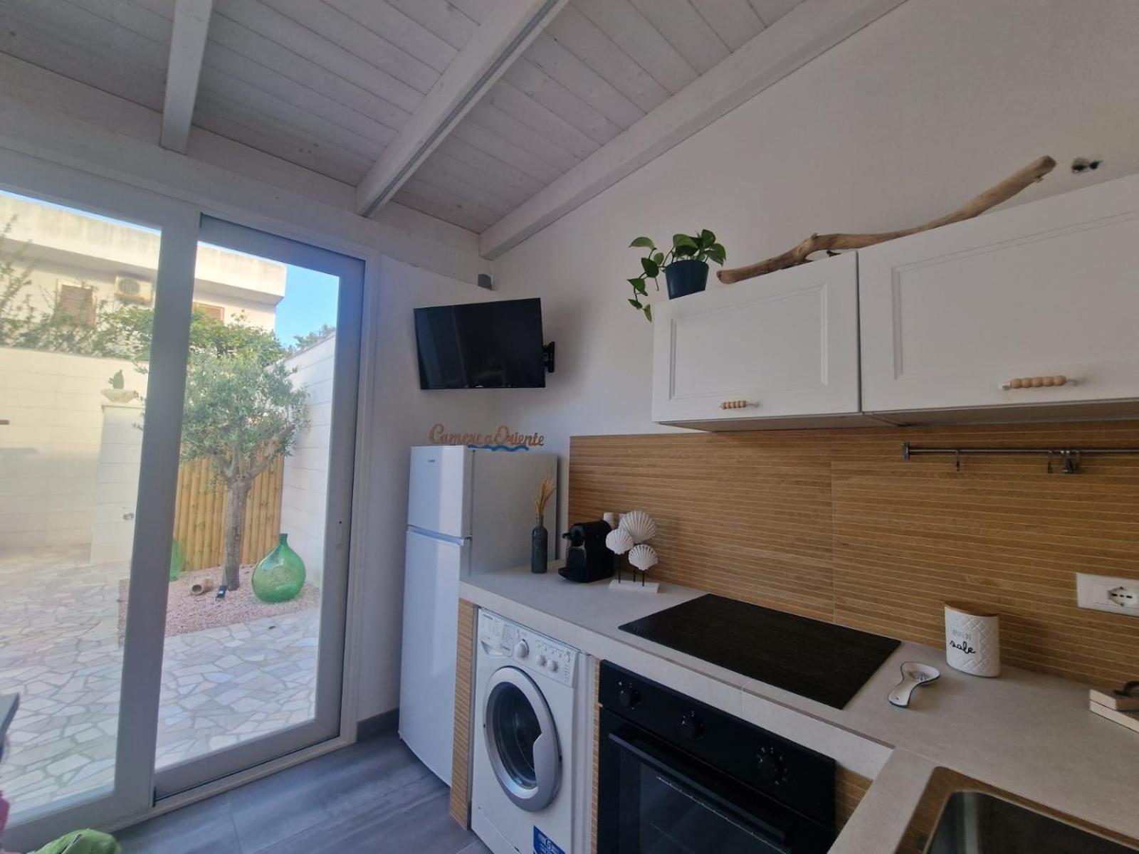 Camere A Oriente II Room And Apartments Torre dell'Orso Exterior foto